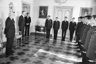 Incontro con una delegazione di allievi dell'Accademia Aeronautica di Pozzuoli, in servizio di Guardia d'Onore al Palazzo del Quirinale