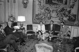 Il Presidente della Repubblica Francesco Cossiga riceve in udienza Emilio Vesce, con una delegazione di parlamentari, per riferire sulle iniziative per la clemenza a favore della signora Silvia Baraldini, detenuta negli Stati Uniti d'America
