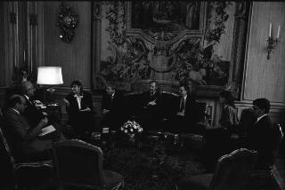 Il Presidente della Repubblica Francesco Cossiga riceve la visita del presidente del Senato australiano, Kerry Sibraa