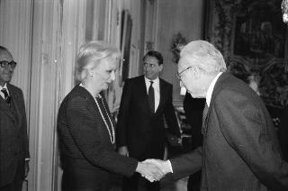 Incontro del Presidente della Repubblica Francesco Cossiga con Guido Alberti, ideatore del "Premio Strega"