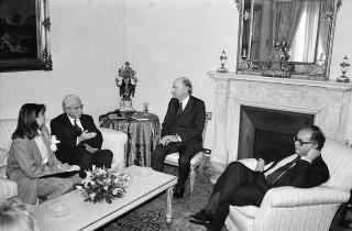 Incontro con il Presidente della Repubblica d'Irlanda Patrick Hillery e signora