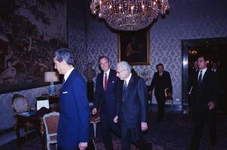 Il Presidente della Repubblica Francesco Cossiga durante la visita ufficiale del Presidente degli Stati Uniti George Herbert Walker Bush e della signora Barbara Bush (26-28 maggio 1989)