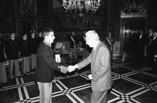 Incontro con una delegazione di allievi dell'Accademia militare di Modena, in servizio di Guardia d'Onore al Palazzo del Quirinale
