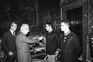 Incontro con una delegazione di allievi dell'Accademia militare di Modena, in servizio di Guardia d'Onore al Palazzo del Quirinale