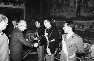 Incontro con una delegazione di allievi dell'Accademia militare di Modena, in servizio di Guardia d'Onore al Palazzo del Quirinale