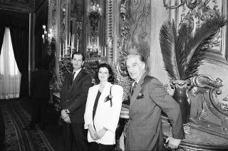 Il Presidente della Repubblica Francesco Cossiga incontra Franco Carraro, ministro del turismo e dello spettacolo, Gian Luigi Rondi, presidente dell'Ente David di Donatello, il comitato promotore, la giuria e i candidati ai Premi "David di Donatello" per il 1989
