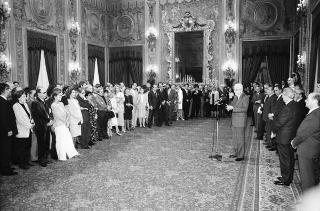 Il Presidente della Repubblica Francesco Cossiga incontra Franco Carraro, ministro del turismo e dello spettacolo, Gian Luigi Rondi, presidente dell'Ente David di Donatello, il comitato promotore, la giuria e i candidati ai Premi "David di Donatello" per il 1989