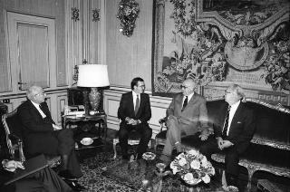 Il Presidente della Repubblica Francesco Cossiga riceve in udienza privata un Parlamentare russo