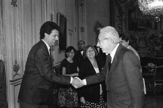 Il Presidente della Repubblica Francesco Cossiga riceve alcuni firmatari dell'appello di "Nuova Ecologia" per la salvaguardia delle coste sarde