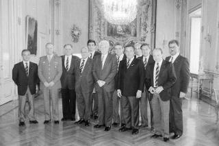 Incontro del Presidente della Repubblica Francesco Cossiga con Alessandro Ortis, nuovo presidente del Consiglio direttivo dell'Associazione nazionale Nunziatella, con il Consiglio nazionale