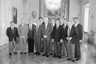 Incontro del Presidente della Repubblica Francesco Cossiga con Alessandro Ortis, nuovo presidente del Consiglio direttivo dell'Associazione nazionale Nunziatella, con il Consiglio nazionale