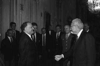 Incontro del Presidente della Repubblica Francesco Cossiga con Alessandro Ortis, nuovo presidente del Consiglio direttivo dell'Associazione nazionale Nunziatella, con il Consiglio nazionale
