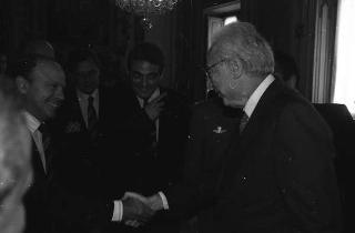 Incontro del Presidente della Repubblica Francesco Cossiga con Alessandro Ortis, nuovo presidente del Consiglio direttivo dell'Associazione nazionale Nunziatella, con il Consiglio nazionale