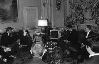 Incontro del Presidente della Repubblica Francesco Cossiga con Alessandro Ortis, nuovo presidente del Consiglio direttivo dell'Associazione nazionale Nunziatella, con il Consiglio nazionale