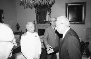 Colazione con il ministro della Difesa e i Capi di Stato maggiore delle Forze Armate