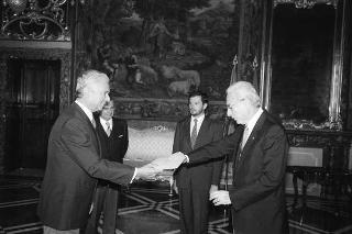 S.E. il Signor Guillermo PAZ LARIN, nuovo Ambasciatore della Repubblica di EL Salvador: presentazione delle Lettere Credenziali