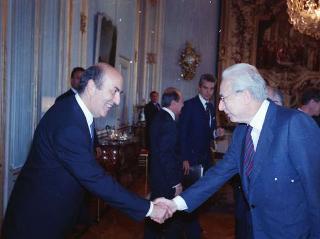 Incontro del Presidente della Repubblica Francesco Cossiga con l'on. Antonio Gava, ministro dell'interno, e i prefetti di nuova nomina