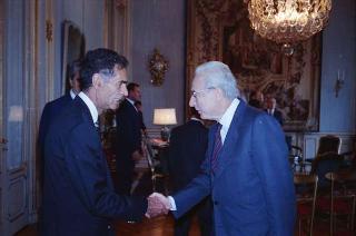 Incontro del Presidente della Repubblica Francesco Cossiga con l'on. Antonio Gava, ministro dell'interno, e i prefetti di nuova nomina