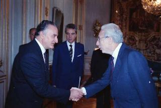 Incontro del Presidente della Repubblica Francesco Cossiga con l'on. Antonio Gava, ministro dell'interno, e i prefetti di nuova nomina