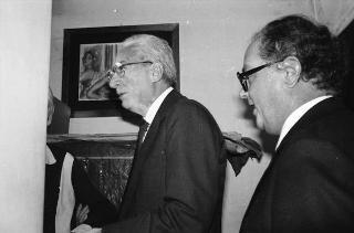 Visita privata del Presidente Francesco Cossiga al Presidente della Repubblica Emerito Sandro Pertini, per suo compleanno, Roma (Fontana di Trevi)
