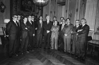 Il Presidente della Repubblica Francesco Cossiga incontra Mario Floris, presidente della Giunta regionale della Sardegna, con i componenti della Giunta