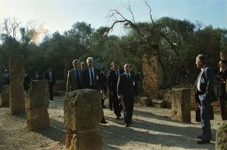 Il Presidente della Repubblica Francesco Cossiga in visita di Stato in Algeria (12 - 14 novembre 1989)
