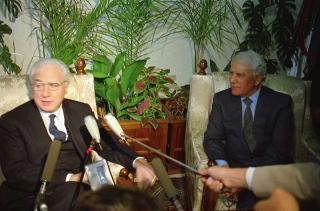 Il Presidente della Repubblica Francesco Cossiga in visita di Stato in Algeria (12 - 14 novembre 1989)