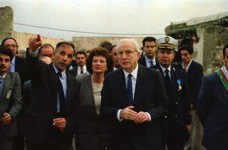 Il Presidente della Repubblica Francesco Cossiga in visita di Stato in Algeria (12 - 14 novembre 1989)