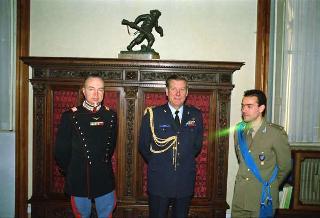 Il Presidente della Repubblica Francesco Cossiga in visita di Stato in Algeria (12 - 14 novembre 1989)