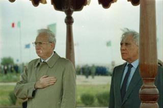 Il Presidente della Repubblica Francesco Cossiga in visita di Stato in Algeria (12 - 14 novembre 1989)