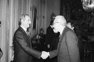 Il Presidente della Repubblica Francesco Cossiga incontra Fabio Roversi Monaco, rettore dell'Università degli studi di Bologna, con i componenti del senato accademico dell'Ateneo