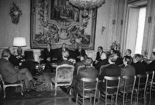 Il Presidente della Repubblica Francesco Cossiga incontra Fabio Roversi Monaco, rettore dell'Università degli studi di Bologna, con i componenti del senato accademico dell'Ateneo