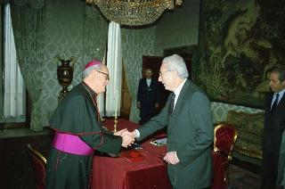 Sua Eccellenza Mons. Giovanni Marra, nuovo Ordinario militare per l'Italia: giuramento di rito
