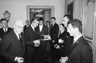 Incontro con una delegazione di allievi dell'Accademia navale di Livorno, in servizio di Guardia d'Onore al Palazzo del Quirinale