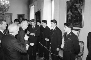 Incontro con una delegazione di allievi dell'Accademia navale di Livorno, in servizio di Guardia d'Onore al Palazzo del Quirinale
