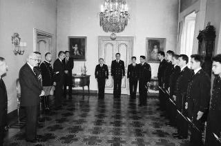 Incontro con una delegazione di allievi dell'Accademia navale di Livorno, in servizio di Guardia d'Onore al Palazzo del Quirinale