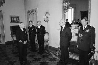 Incontro con una delegazione di allievi dell'Accademia navale di Livorno, in servizio di Guardia d'Onore al Palazzo del Quirinale
