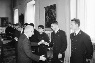 Incontro con una delegazione di allievi dell'Accademia navale di Livorno, in servizio di Guardia d'Onore al Palazzo del Quirinale