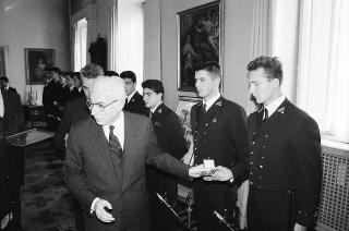 Incontro con una delegazione di allievi dell'Accademia navale di Livorno, in servizio di Guardia d'Onore al Palazzo del Quirinale
