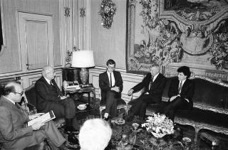 Il Presidente della Repubblica Francesco Cossiga riceve in udienza Mieczyslaw Franciszek Rakowski, segretario generale del Partito operaio unificato polacco