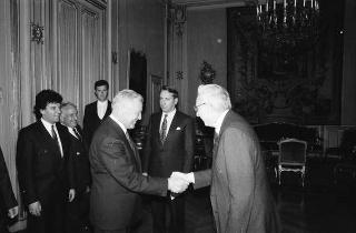 Il Presidente della Repubblica Francesco Cossiga riceve in udienza Mieczyslaw Franciszek Rakowski, segretario generale del Partito operaio unificato polacco