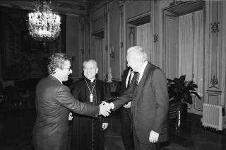 Incontro del Presidente della Repubblica Francesco Cossiga con Mons. Giuseppe Matarrese, nuovo vescovo di Frascati, con Antonio Matarrese