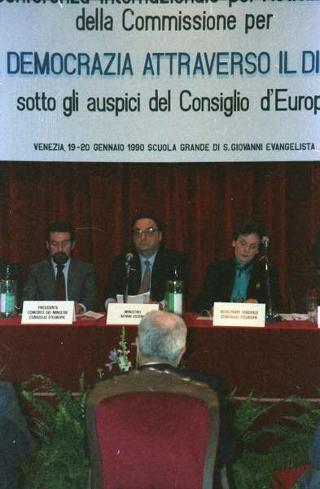 Intervento a Venezia, in forma privata, in occasione della cerimonia di apertura della 2^ Conferenza per la creazione di una "Commissione per lo sviluppo della democrazia attraverso il diritto"