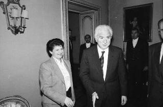Signora Erma Zucco, segretario nazionale dell'Associazione nazionale assistenti sociali, con i componenti del Comitato esecitivo nazionale