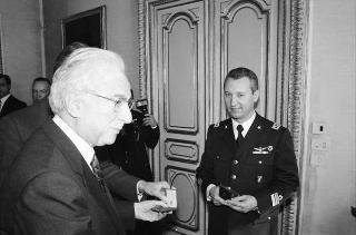 Incontro con una delegazione di allievi dell'Accademia Aeronautica di Pozzuoli, in servizio di Guardia d'Onore al Palazzo del Quirinale