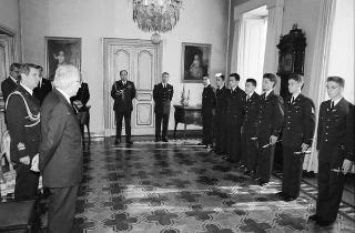 Incontro con una delegazione di allievi dell'Accademia Aeronautica di Pozzuoli, in servizio di Guardia d'Onore al Palazzo del Quirinale