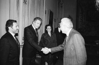 Erik Amfitheatrof, con Ferruccio Silvera e la signora Maria Pia La Manna, giornalisti della redazione di "Fortune"