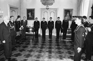 Incontro con una delegazione allievi della Scuola sottufficiali della Marina militare di Taranto, in servizio di Guardia d'Onore al Palazzo del Quirinale