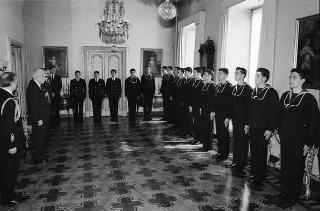 Incontro con una delegazione allievi della Scuola sottufficiali della Marina militare di Taranto, in servizio di Guardia d'Onore al Palazzo del Quirinale