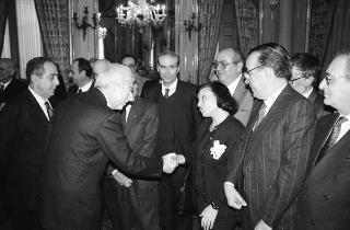 Il Presidente della Repubblica Francesco Cossiga riceve in udienza Guido Guidi, presidente del Consiglio nazionale dell'Ordine dei giornalisti, con i componenti del Consiglio nazionale e i presidenti dei Consigli regionali e interregionali dell'Ordine